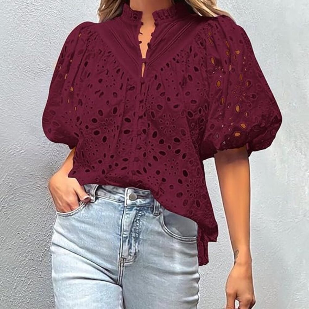 Pretty Garden Women;s Top , Lanter sleeve Size M, NWOT
